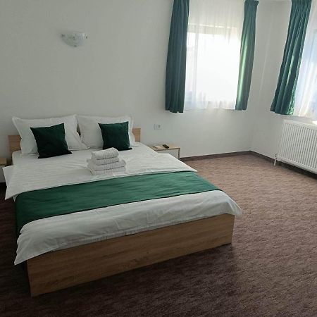 Casa Venus Hotell Sînmartin Eksteriør bilde