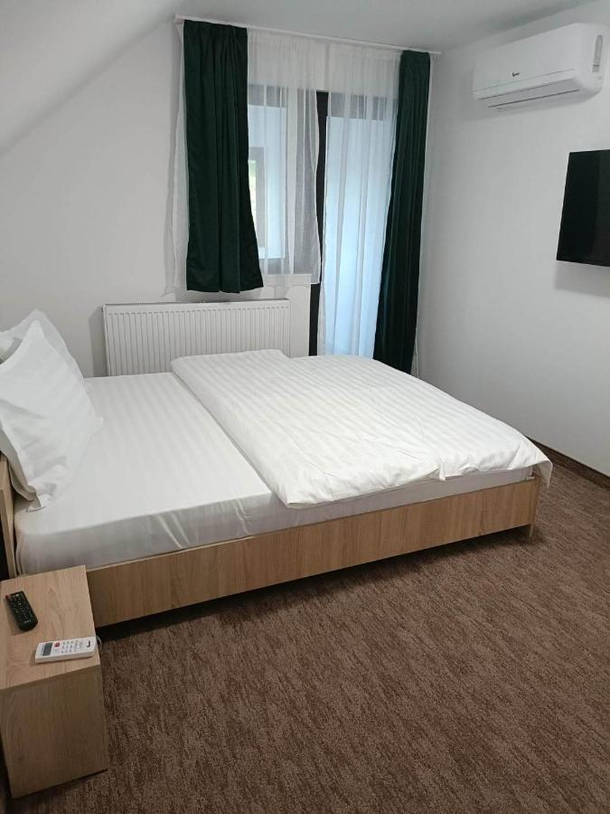 Casa Venus Hotell Sînmartin Eksteriør bilde